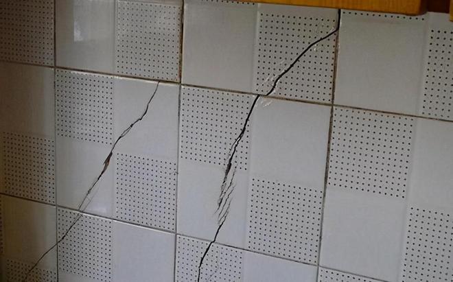 墙砖坏了一点能修补吗(墙砖坏了一点能修补吗视频)